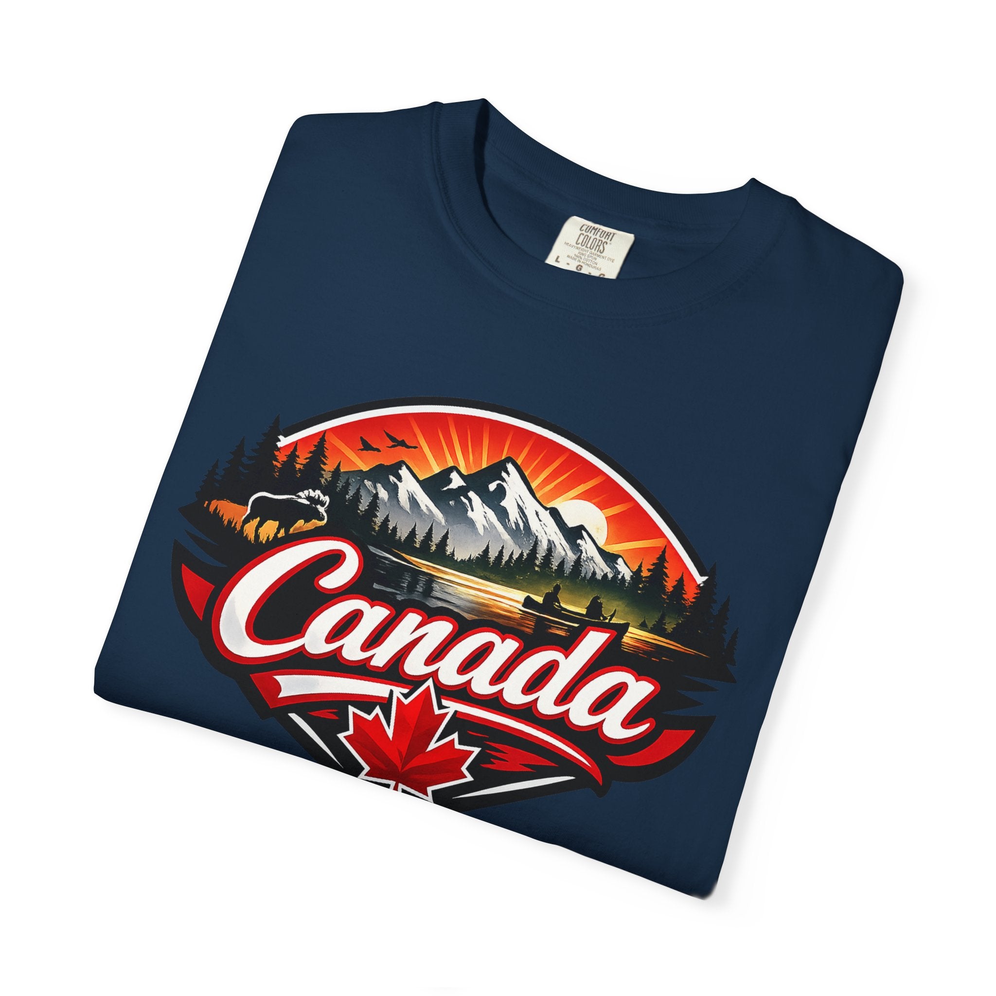 Canada Mountain Badge T-shirt Retro Maple Leaf, Outdoor Badge Design